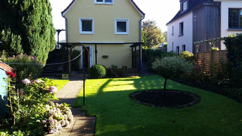 Ferienhaus Am Hasselberg Husum Husum  Exterior foto